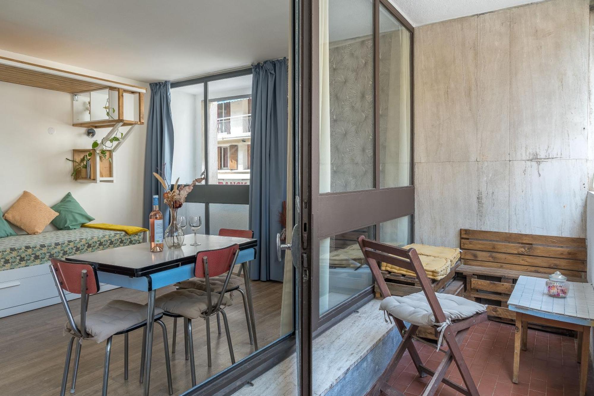 Appartement *las Flores* Joli Avec Balcon